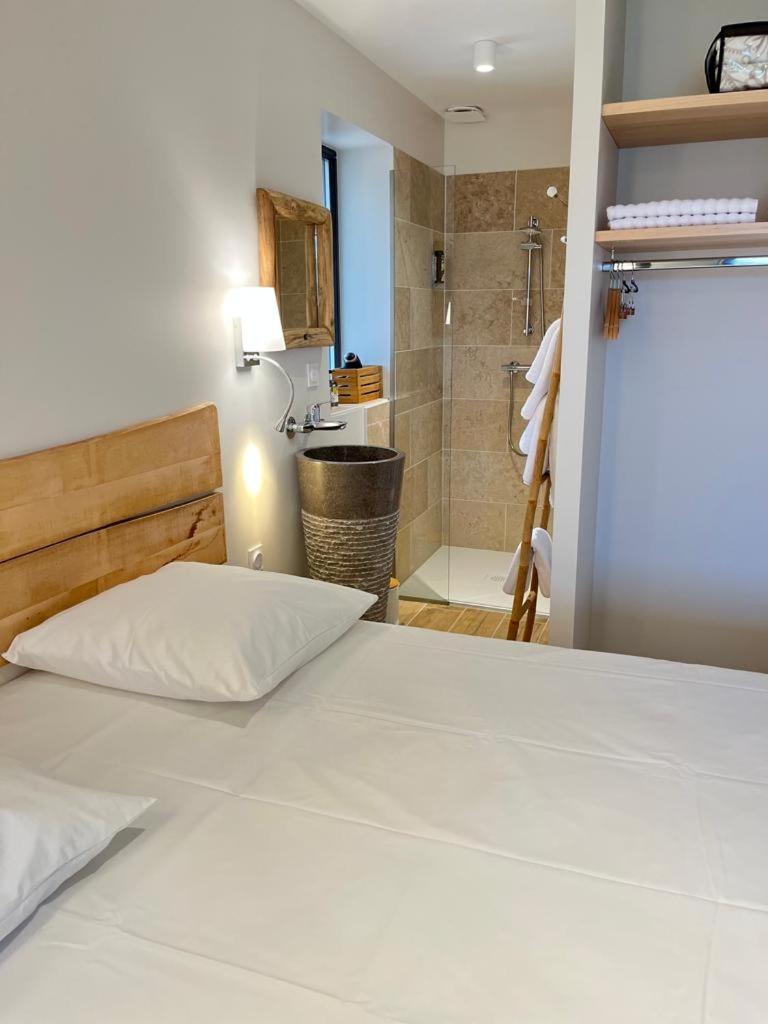 Logis Hotel Les Vieilles Granges Kültér fotó