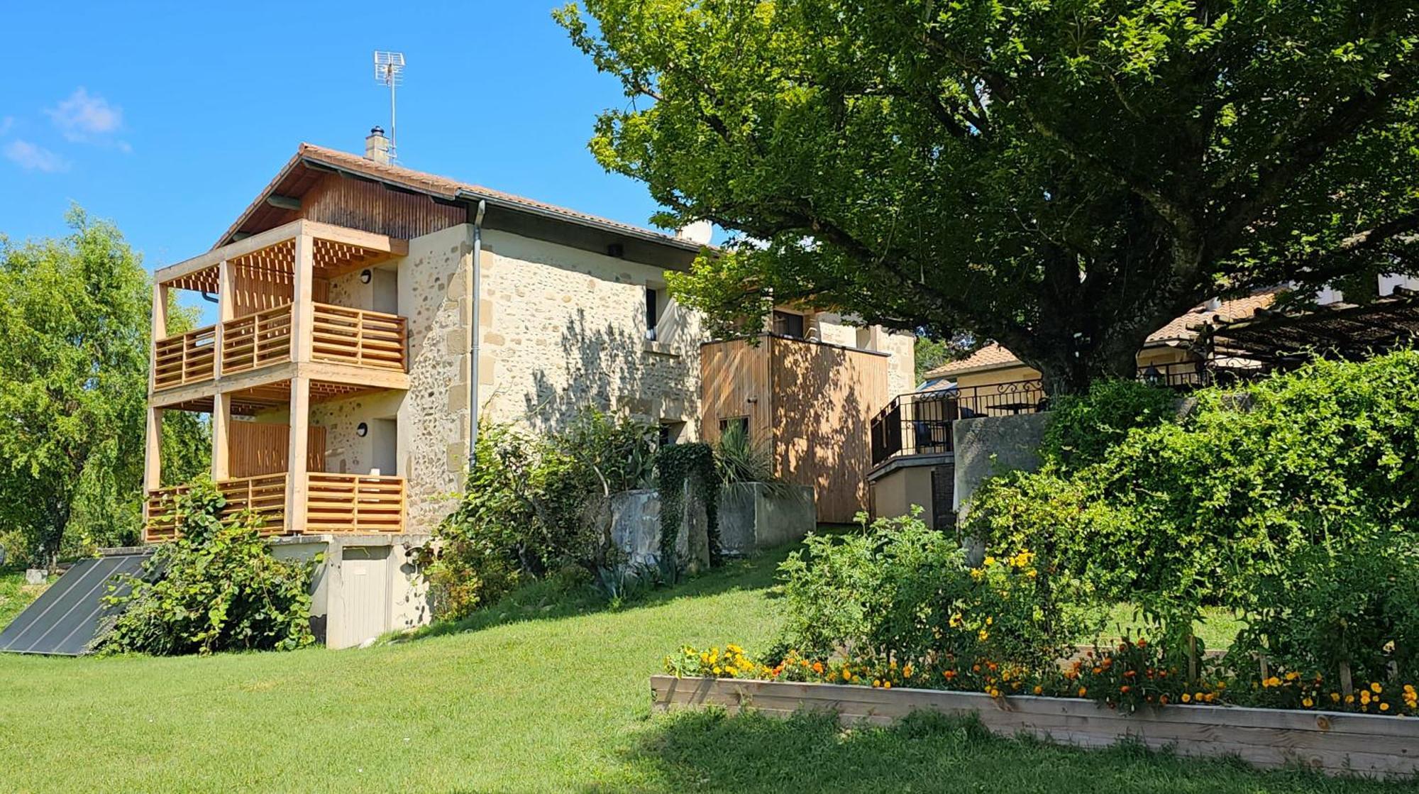 Logis Hotel Les Vieilles Granges Kültér fotó